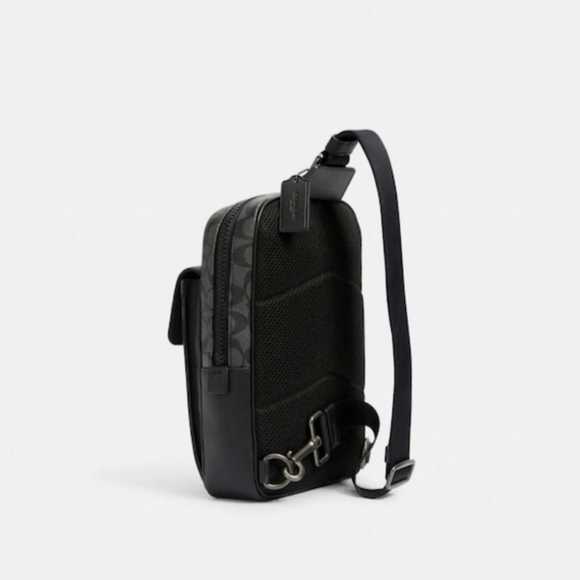 Coach Signature Backpack - Picture 4 of 4